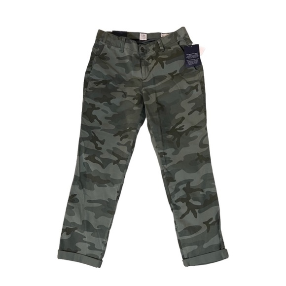 GAP Camo Print Girlfriend Chino Pants - Picture 4 of 7